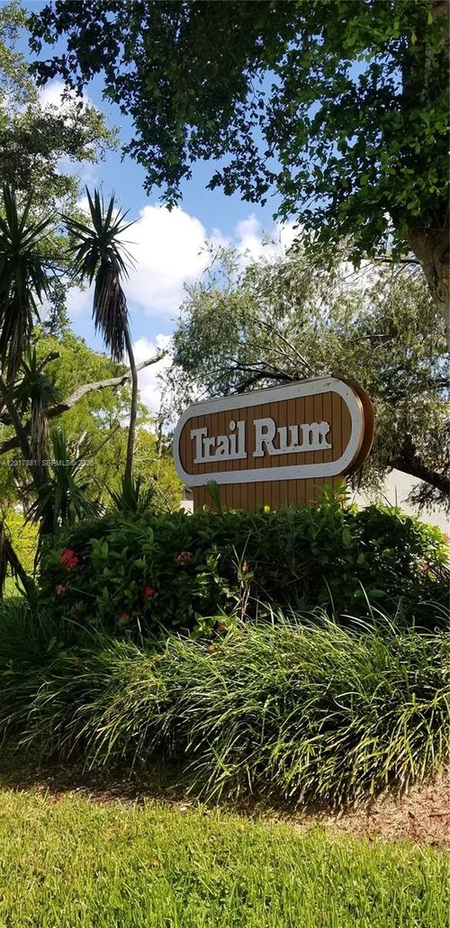 13147-13147 Sw 11th Lane Cir, Miami, FL, 33184-2035 | Card Image