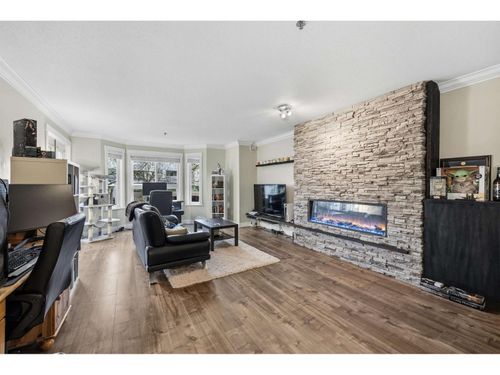209-19721 64 Ave, Langley, BC, V2Y1L1 | Card Image