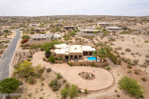 8095 Renoir Loop, Las Cruces, NM, 88007-9032 | Card Image