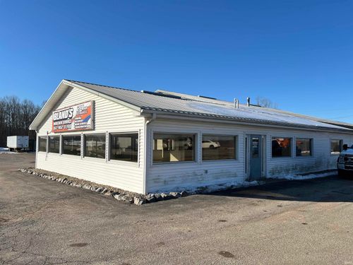 1600 Williams Rd, Bedford, IN, 47421-9207 | Card Image