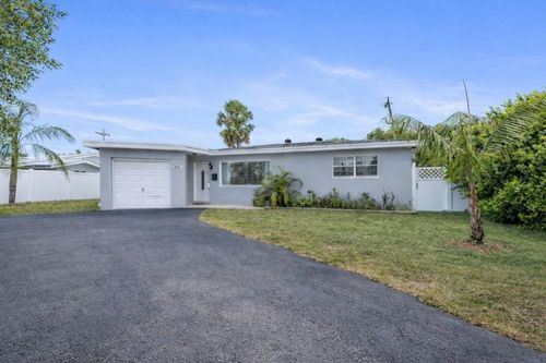 2000 Ne 62nd St, Fort Lauderdale, FL, 33308-2138 | Card Image