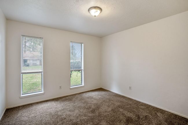 3 of 3 secondary bedrooms | Image 16