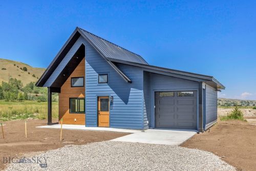 55 Apricot Scone Lane, Gallatin Gateway, MT, 59730 | Card Image