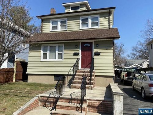 130 Hazelton St, Ridgefield Park, NJ, 07660-1140 | Card Image