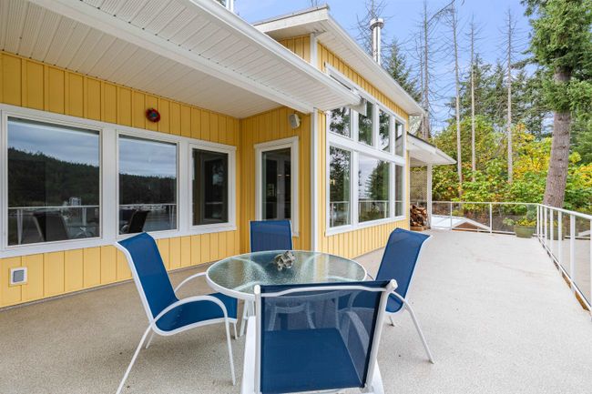 225 Mariners Way, House other with 2 bedrooms, 2 bathrooms and null parking in Mayne Island BC | Image 35