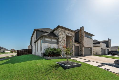 211 Coyote Creek Dr, Lavon, TX, 75166-4707 | Card Image