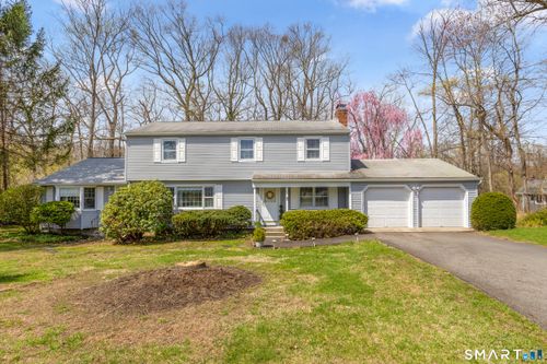 10 N Hearthstone Dr, Bethel, CT, 06801-1211 | Card Image