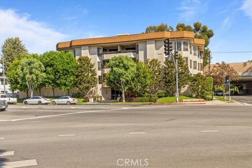 204- Riverside Drive, Toluca Lake, CA, 91602 | Card Image