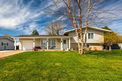 3013 Lincoln Ave, La Crosse, WI, 54601 | Card Image