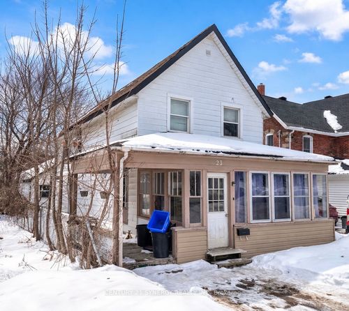 23 Strathcona Street, Smiths Falls, ON, K7A1V8 | Card Image