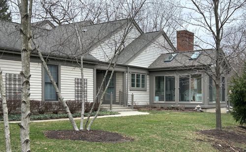 12 Warrington Dr, Lake Bluff, IL, 60044-1321 | Card Image