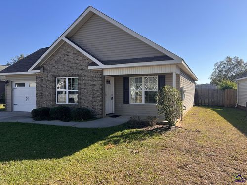 412 Madison Place Pkwy, Byron, GA, 31008-6526 | Card Image