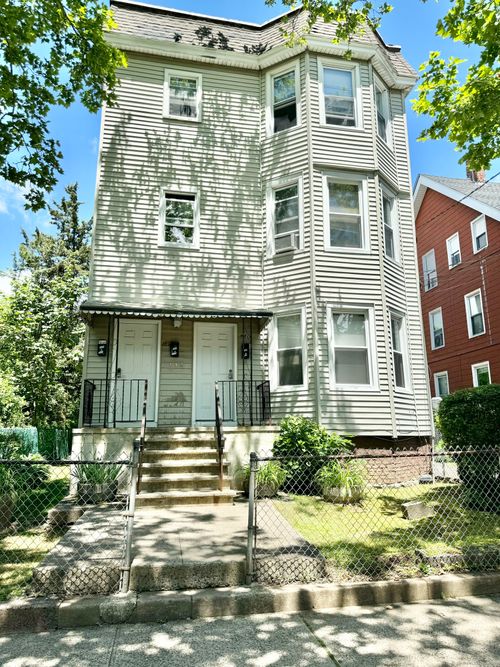 2-247 W Ivy Street, New Haven, CT, 06511 | Card Image