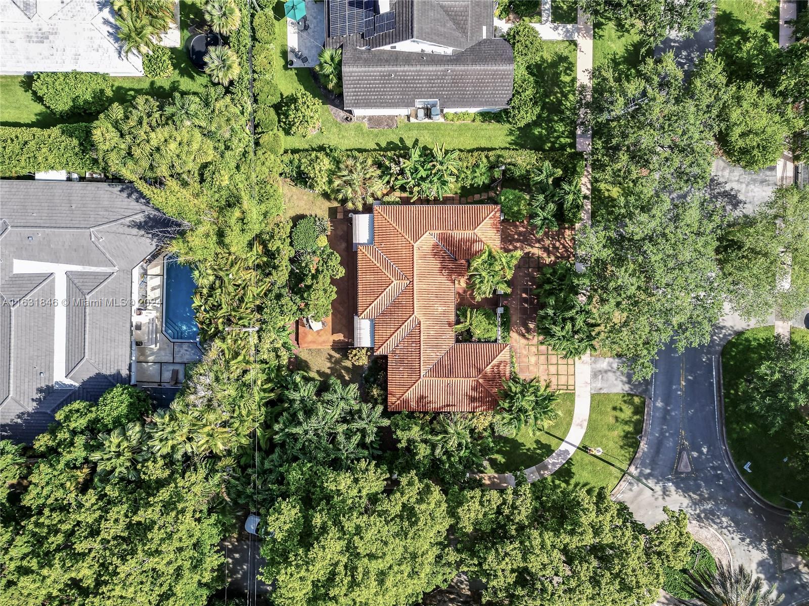 San Vicente St, Coral Gables, FL 33146