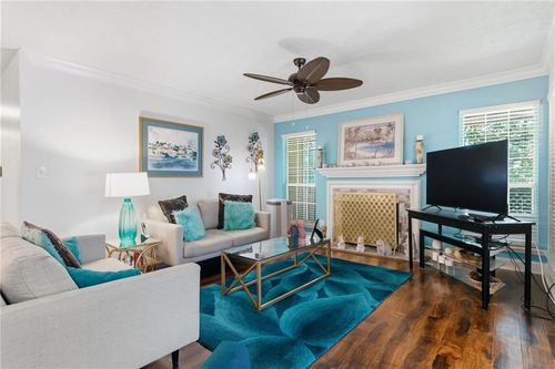 unit-h-6812 Glenridge Dr Ne, Sandy Springs, GA, 30328-2675 | Card Image