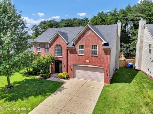 8823 Gentlewind Way, Louisville, KY, 40291-4468 | Card Image