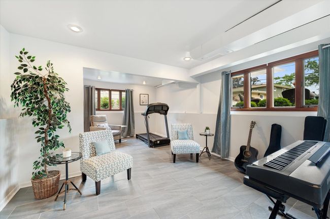 602 E Park Ave, House other with 3 bedrooms, 2 bathrooms and 2 parking in Elmhurst IL | Image 20