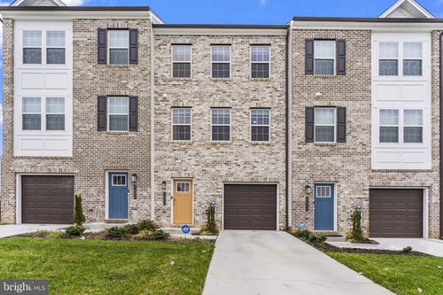 7533 Golden Halls Ter, BRANDYWINE, MD, 20613-6301 | Card Image