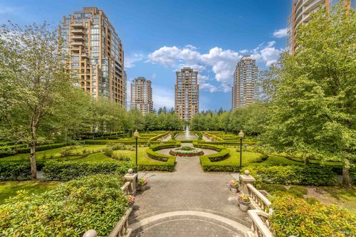 407-7388 Sandborne Ave, Burnaby, BC, V3N5C4 | Card Image