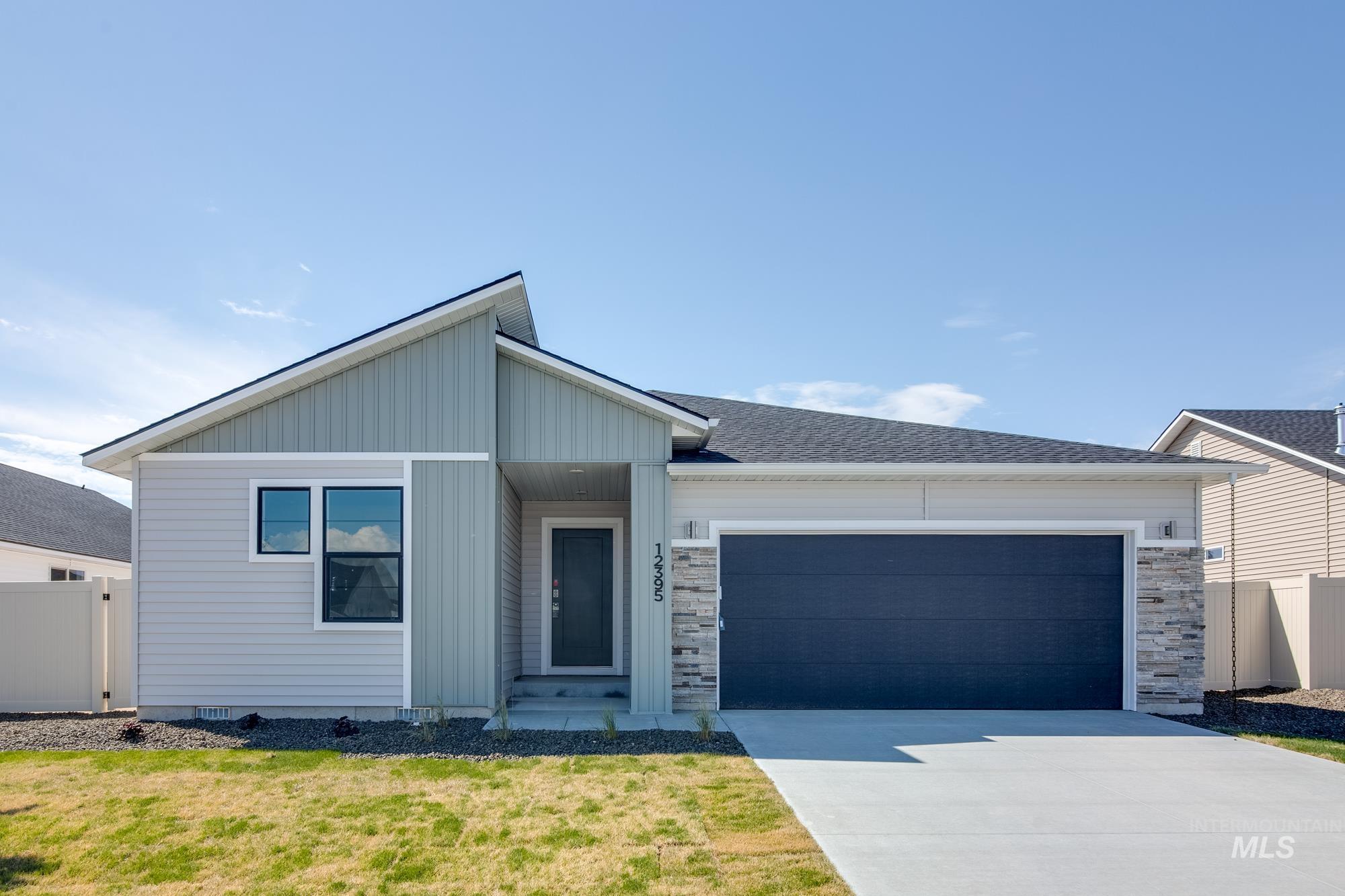 Genevieve St, Caldwell, ID 83607