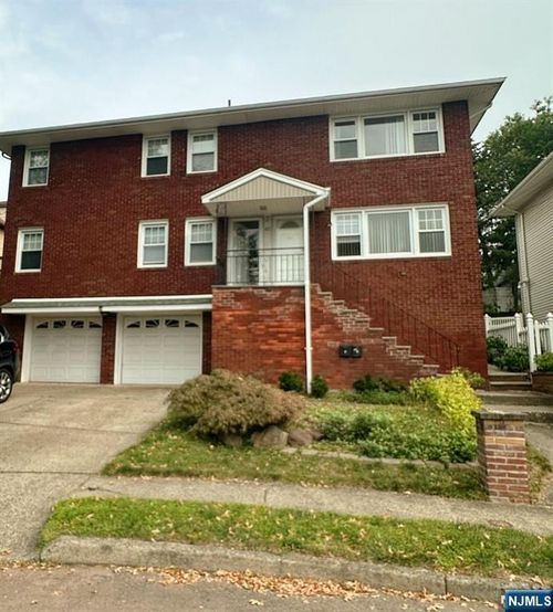 410 Mayer Ct, Ridgefield, NJ, 07657-2306 | Card Image
