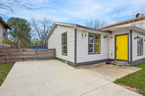 1306 Brighton, San Antonio, TX, 78211-1542 | Card Image