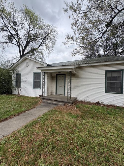 424 Church St, Sulphur Springs, TX, 75482-2680 | Card Image