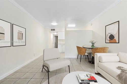114-1715 N 16th Avenue, Hollywood, FL, 33020 | Card Image