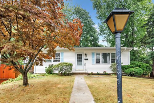 6 Grescham Avenue, Norwalk, CT, 06851 | Card Image