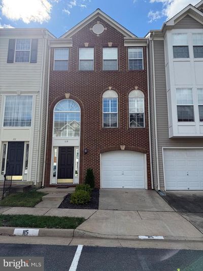 115 Barrett, Townhouse with 3 bedrooms, 2 bathrooms and null parking in STAFFORD VA | Image 1