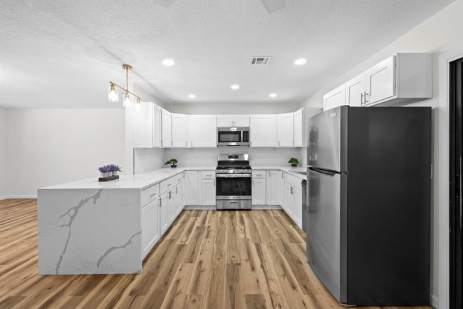 555 Benedictine Ter, House other with 3 bedrooms, 2 bathrooms and null parking in Sebastian FL | Image 8