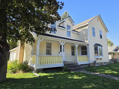 545 N Wisconsin Street, Genoa City, WI, 53128 | Card Image