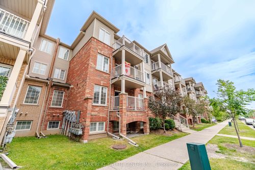 2-153 Isaac Devins Blvd, Toronto, ON, M9M0C5 | Card Image