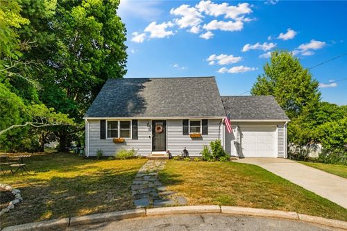 3 Marigold Cir, North Providence, RI, 02904-8940 | Card Image