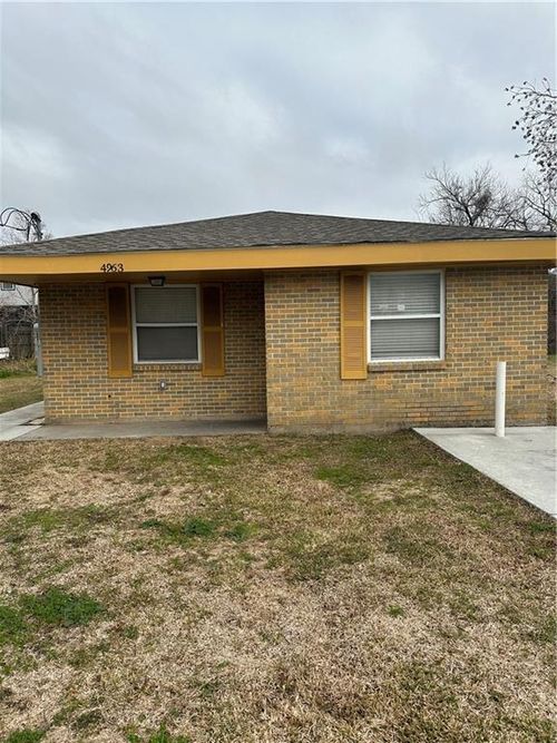 4963 65 Camelia Street, New Orleans, LA, 70126 | Card Image