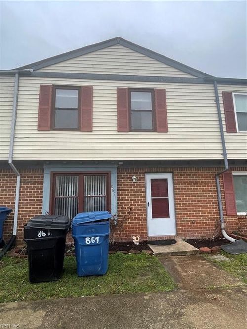 867 Spence Cir, Virginia Beach, VA, 23462-4864 | Card Image