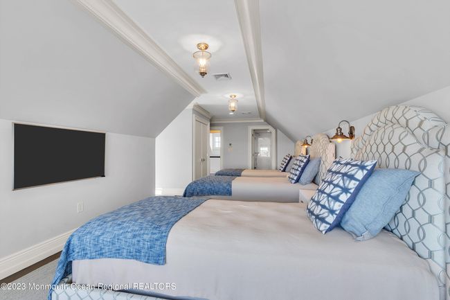 296 Dutchmans Point Rd, House other with 9 bedrooms, 9 bathrooms and null parking in Mantoloking NJ | Image 91