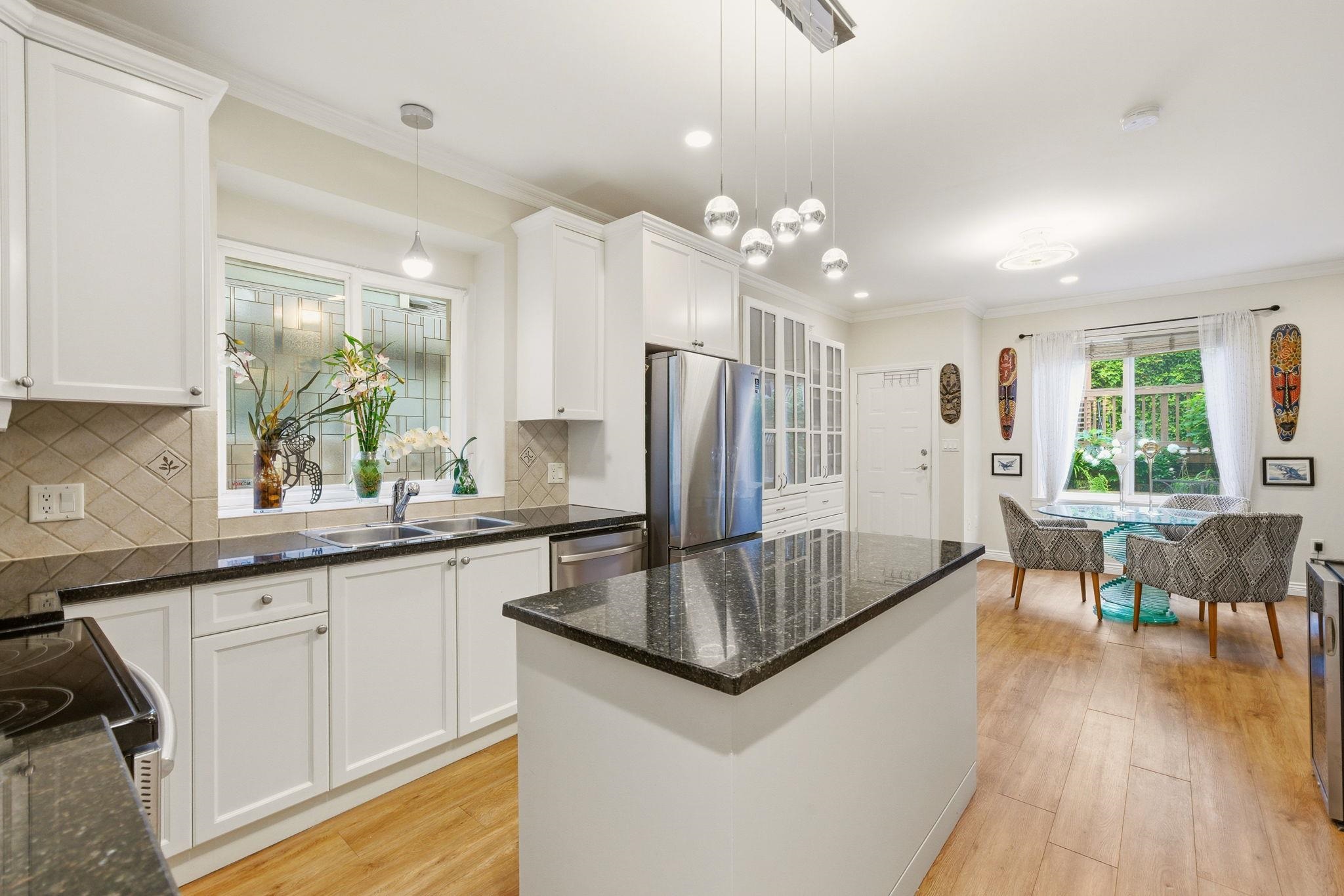 Residential in North Vancouver 5