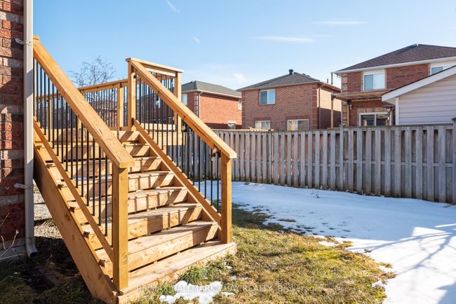 30 Weymouth Rd, House other with 5 bedrooms, 2 bathrooms and 2 parking in Barrie ON | Image 20