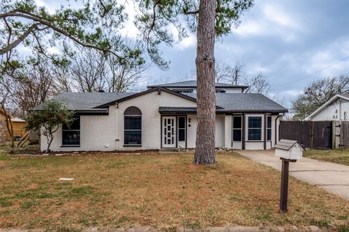 861 Betty Dr, Terrell, TX, 75160-1512 | Card Image