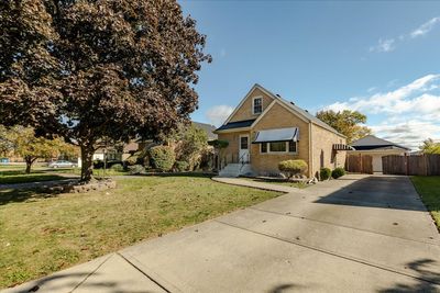 437 Granville Avenue, House other with 4 bedrooms, 1 bathrooms and 6 parking in Hillside IL | Image 2