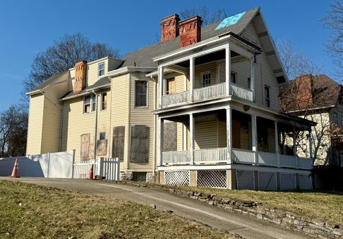 693 Gholson Ave, Cincinnati, OH, 45229 | Card Image