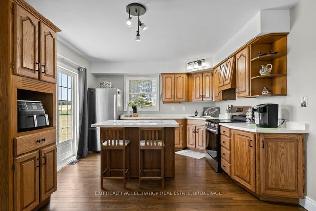 2492 County Rd 41, House other with 3 bedrooms, 2 bathrooms and 6 parking in Roblin ON | Image 14