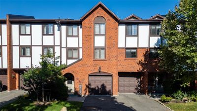 5 - 4165 Fieldgate Dr, Townhouse with 3 bedrooms, 1 bathrooms and 3 parking in Mississauga ON | Image 1