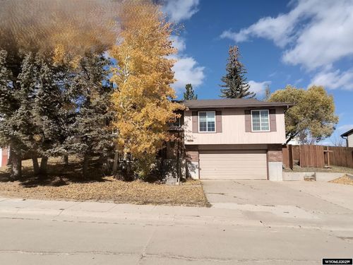 1787 Dell Rio Dr, Kemmerer, WY, 83101-4205 | Card Image