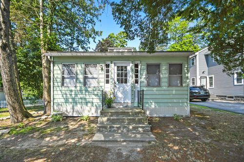 98 Derry St, Hudson, NH, 03051-3754 | Card Image