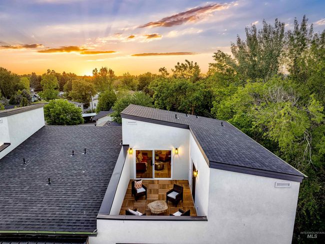2007 S Makar Ln, Townhouse with 3 bedrooms, 4 bathrooms and 2 parking in Boise ID | Image 30