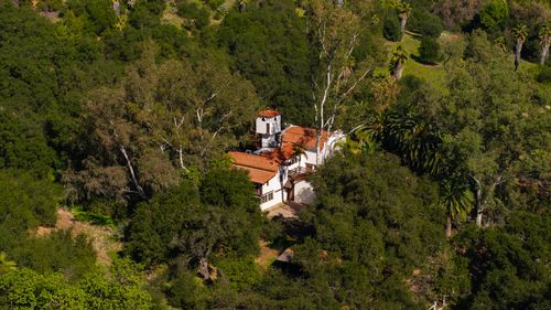 1519 Ayers Ave, OJAI, CA, 93023-2011 | Card Image