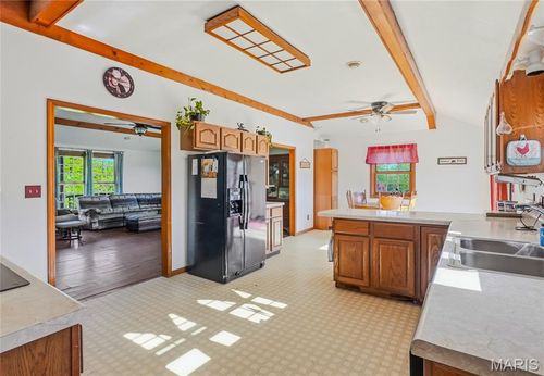 8700 N Hartley Road, HALLSVILLE, MO, 65255 | Card Image