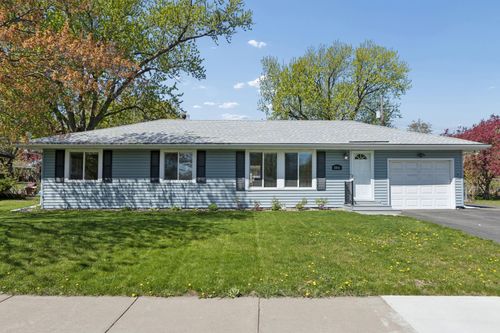 5841 Boone Ave N, New Hope, MN, 55428-3020 | Card Image